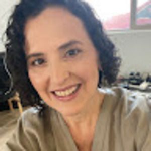 Meet your Posher, Alicia